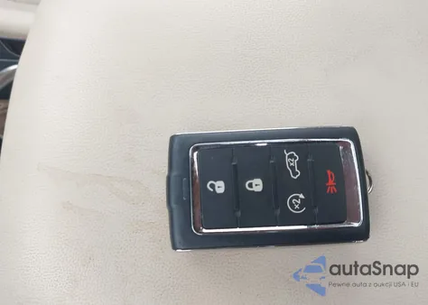 2021 Jeep Grand Cherokee L Limited 4X4 z USA, uszkodzony, nr VIN 1C4RJKBGXM8158945